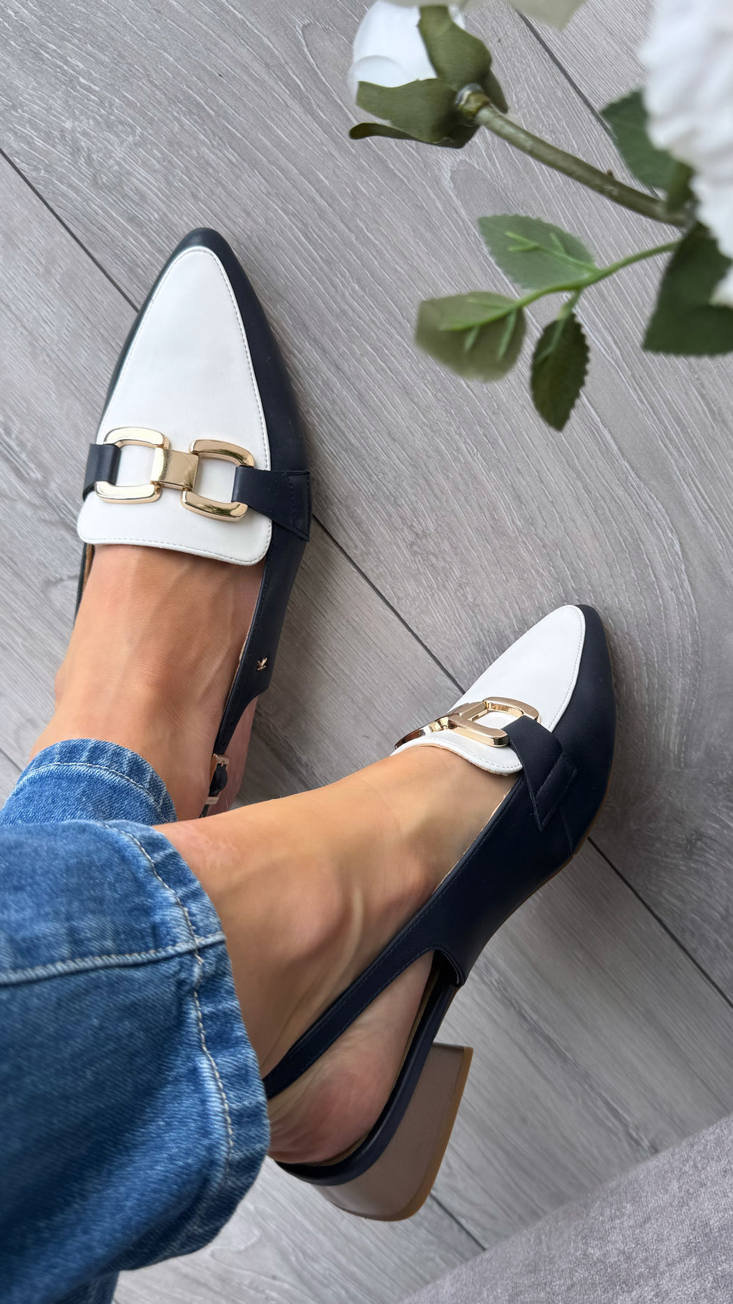 Garford sapphire slingback