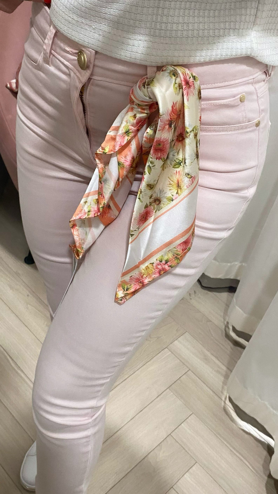 W5GA91W93CM guess 1981 skinny high rise capri jeans