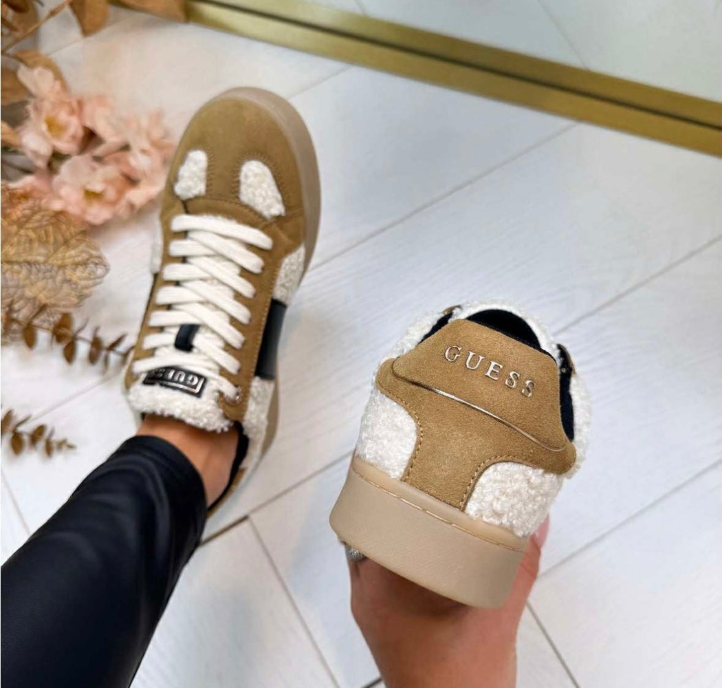 Guess teddy trainer flfjr9esu12