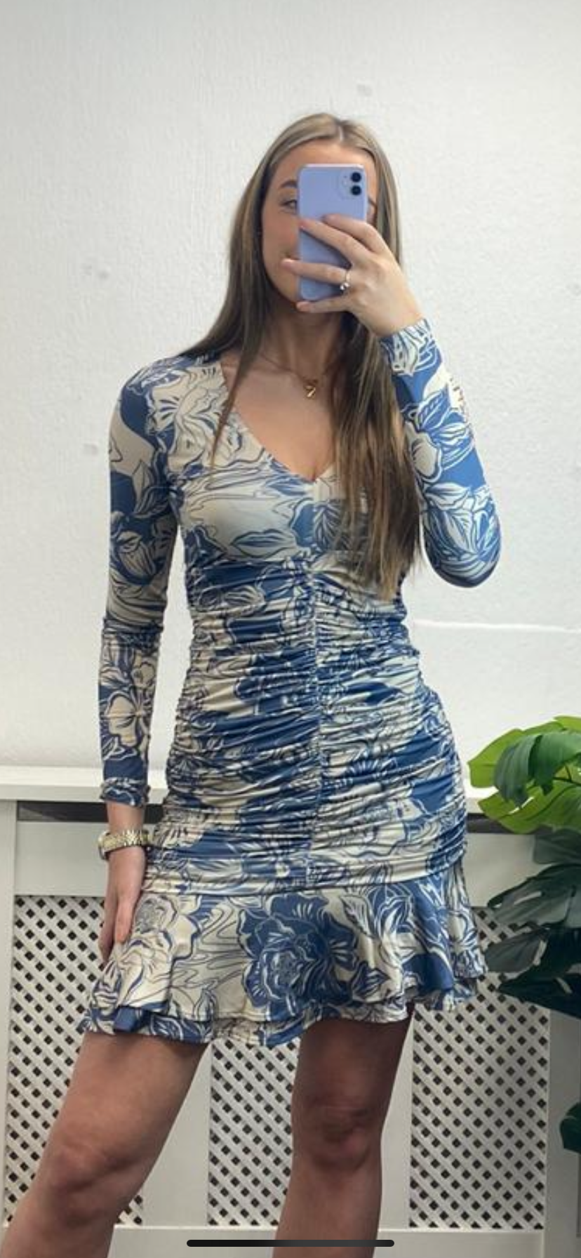 W4RK51KBAC2 guess patterned dress with frill detail