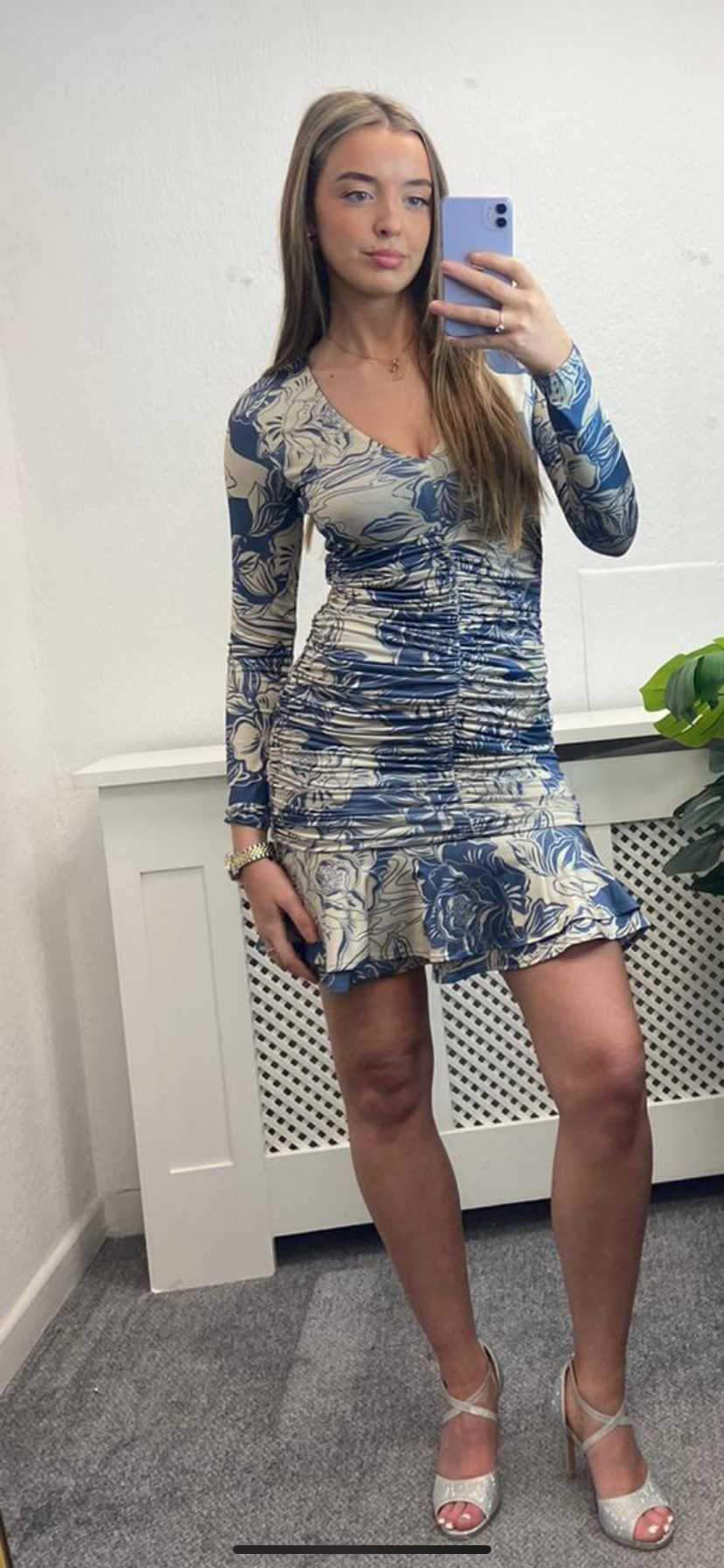 W4RK51KBAC2 guess patterned dress with frill detail