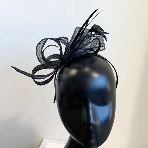 Black megan d02 fascinator