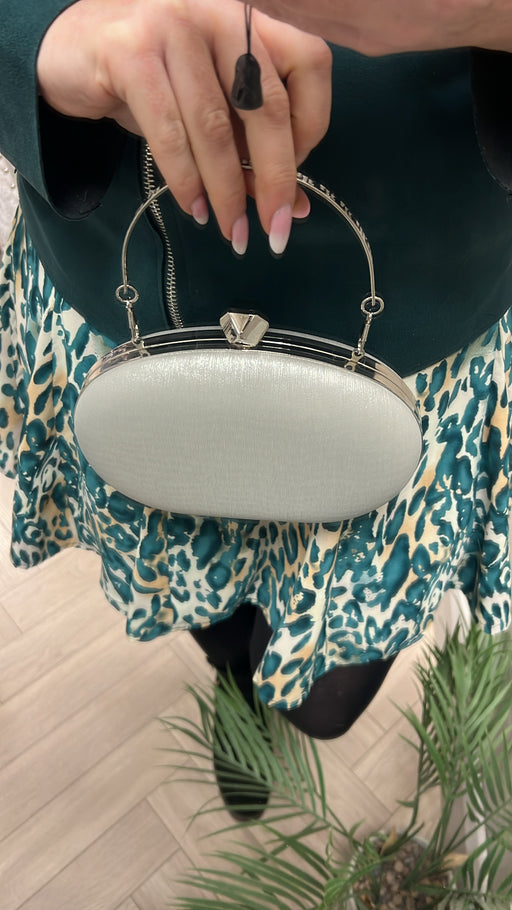 Silver clutch 10255