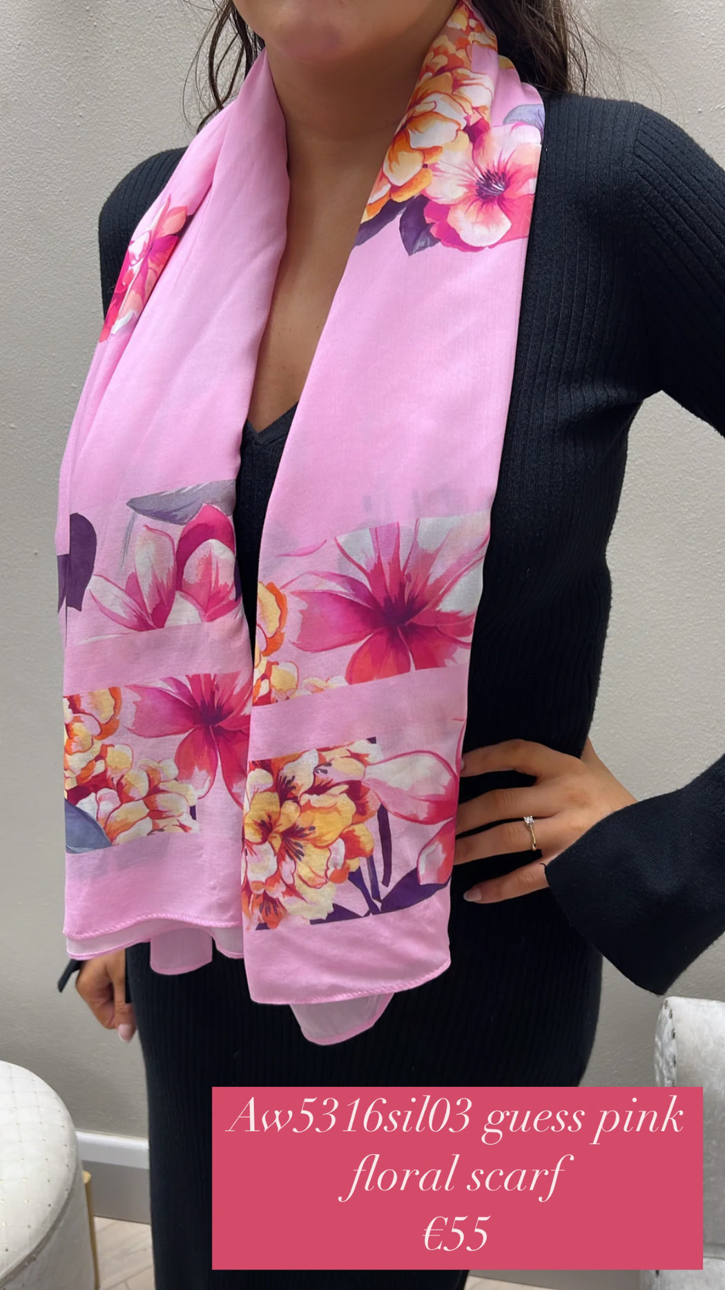 Aw5316sil03 guess pink floral scarf
