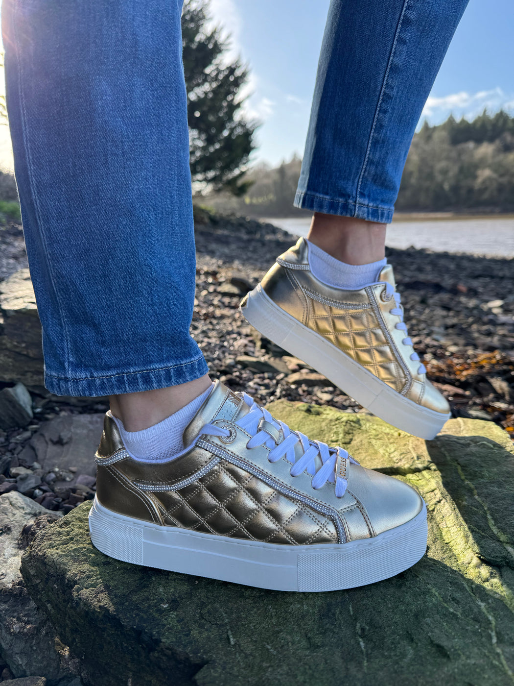 Guess gold quilted sneaker flpgraeke12