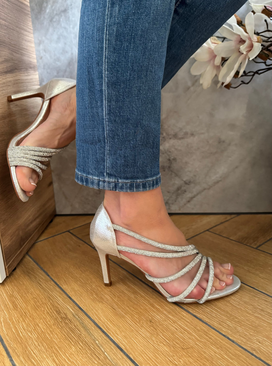Silver powerscourt heels