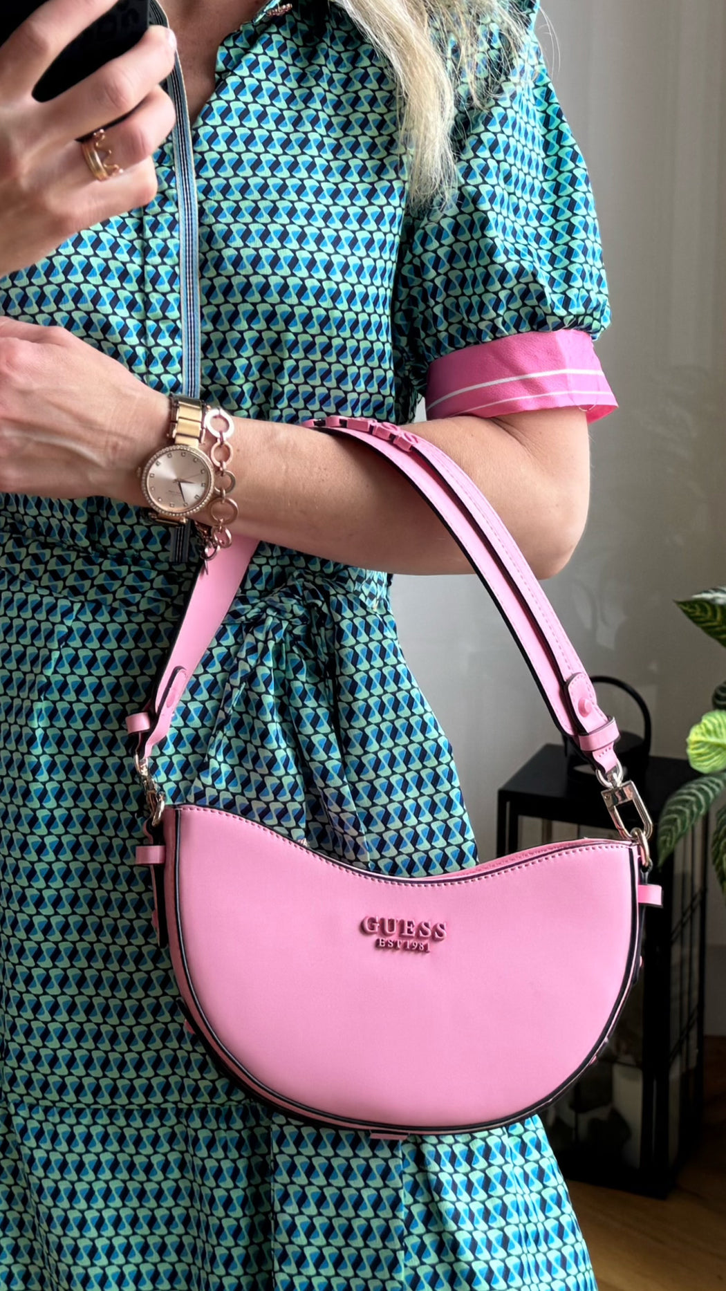 Guess sarita shoulder bag VG932718