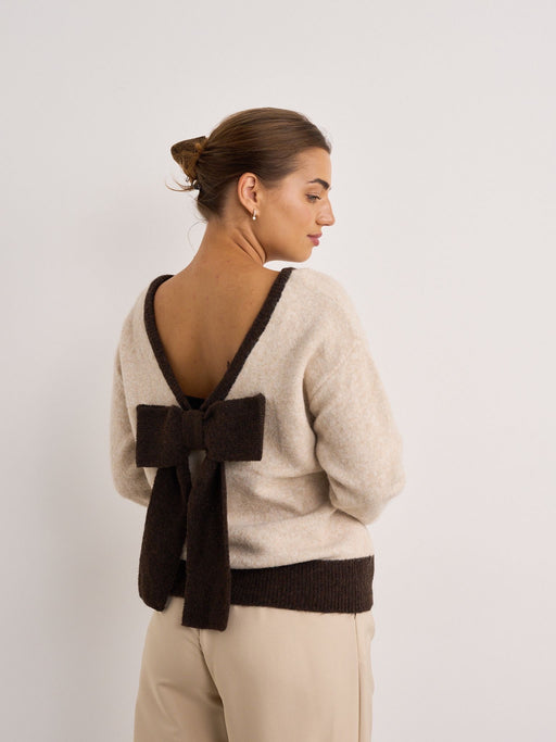 Kass bow back knit