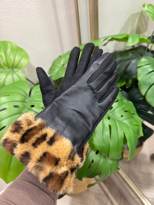 Alexia leopard gloves