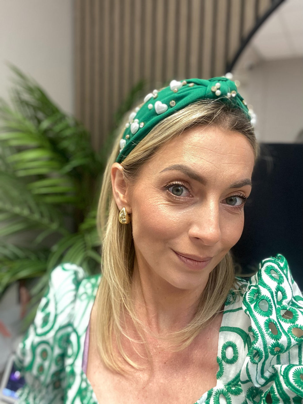Leila green knot Pearl hairband