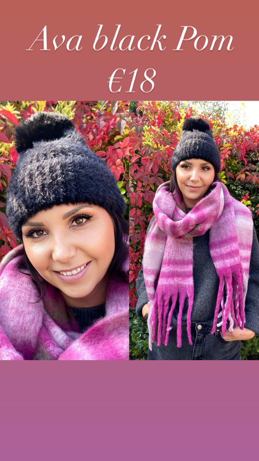 Ava black Pom