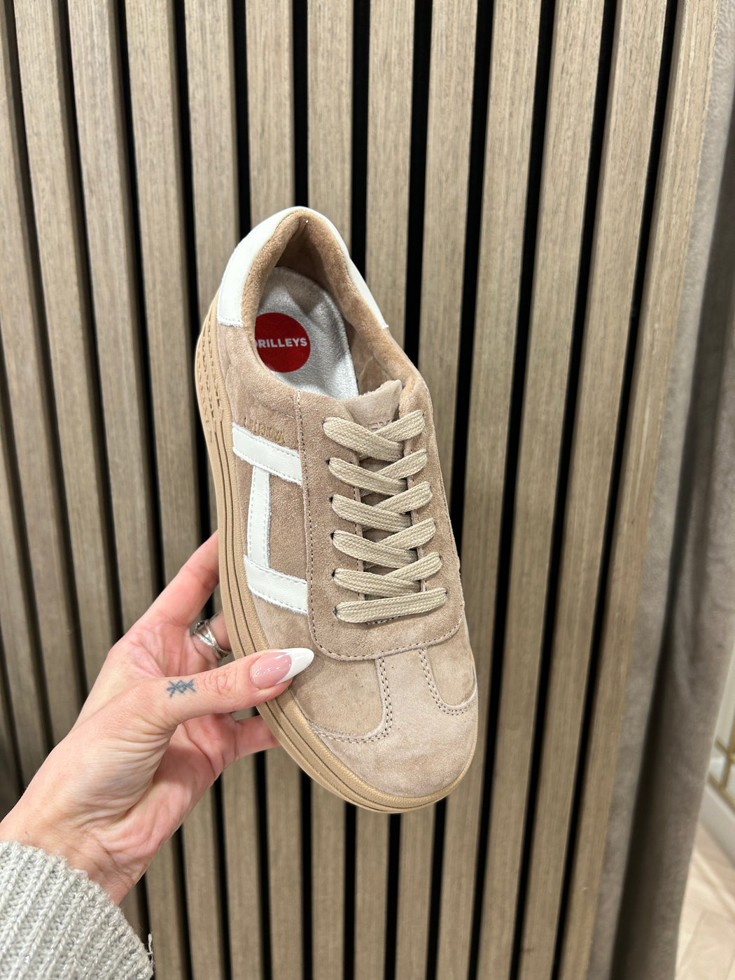 Sixty Eight Desert Sands Runners