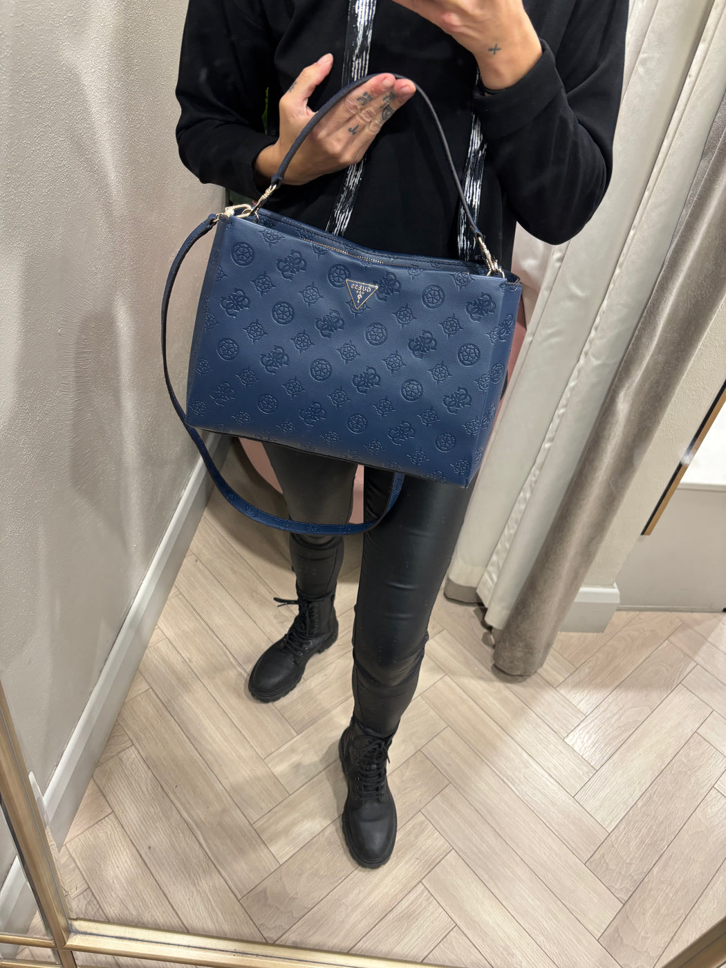 Guess Midnight TISHA Bag. PD776407