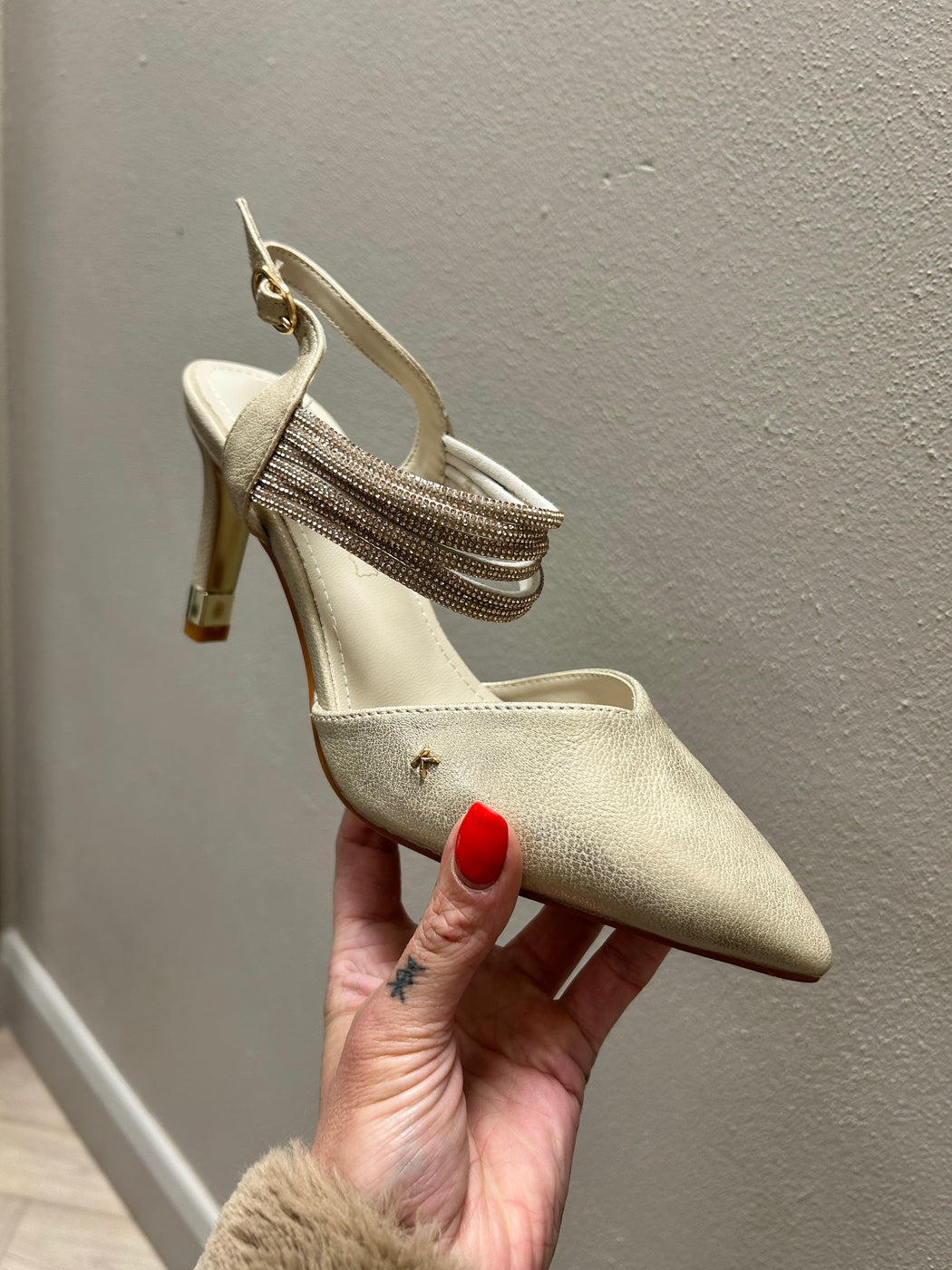 Wishaw Gold Sparkle heel