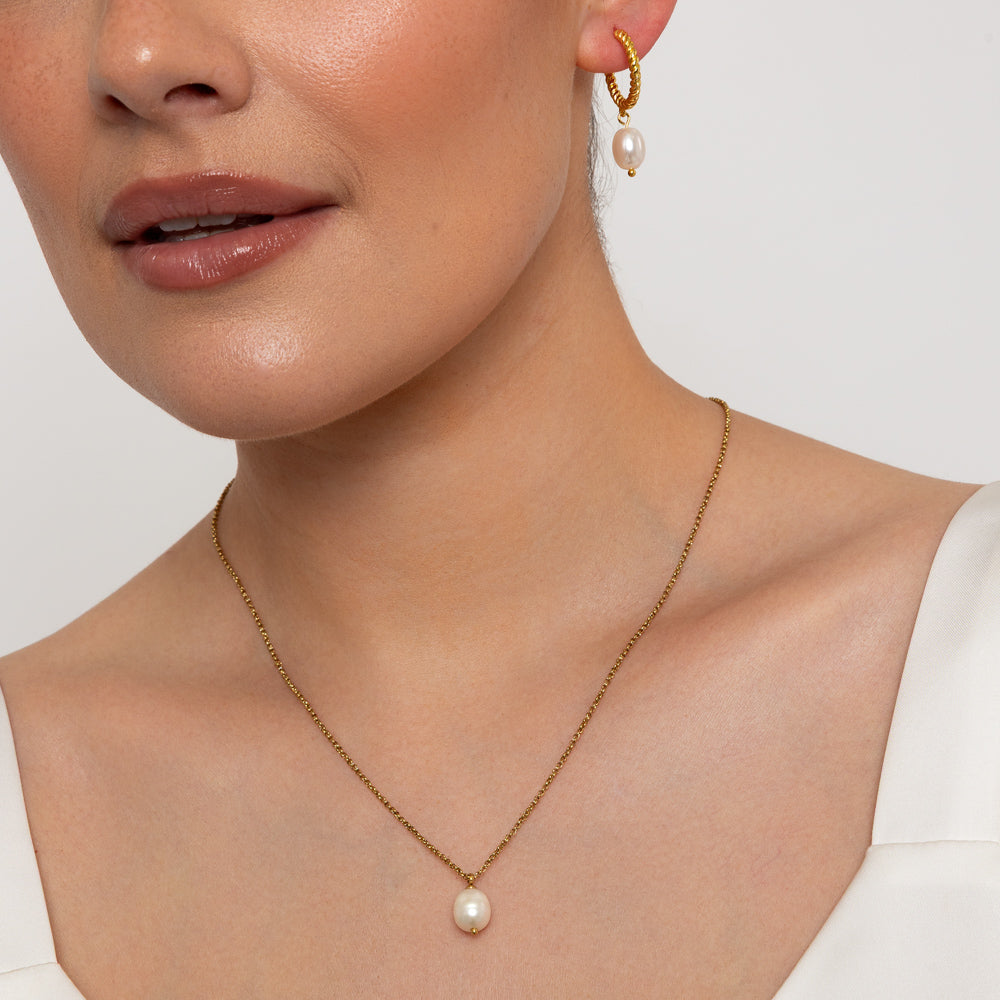 FRESHWATER PEARL PENDANT