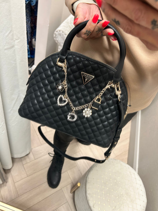 Guess Black EVERLEE Bag. EG867905