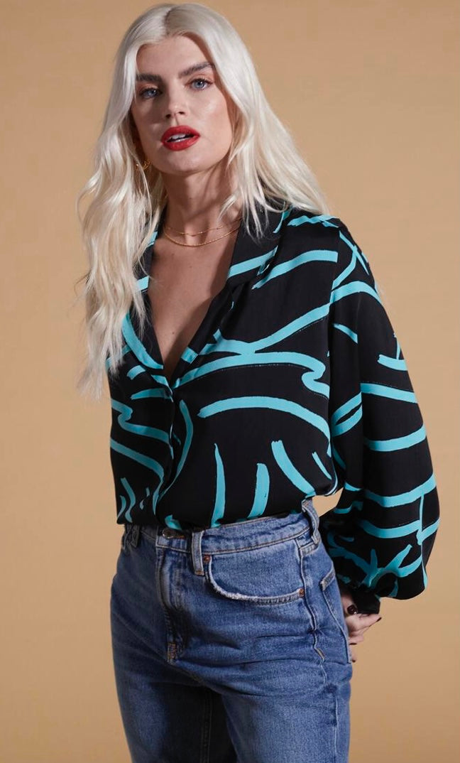 Dixie dancing leopard Balloon Sleeve Shirt In Blue Strokes On Black