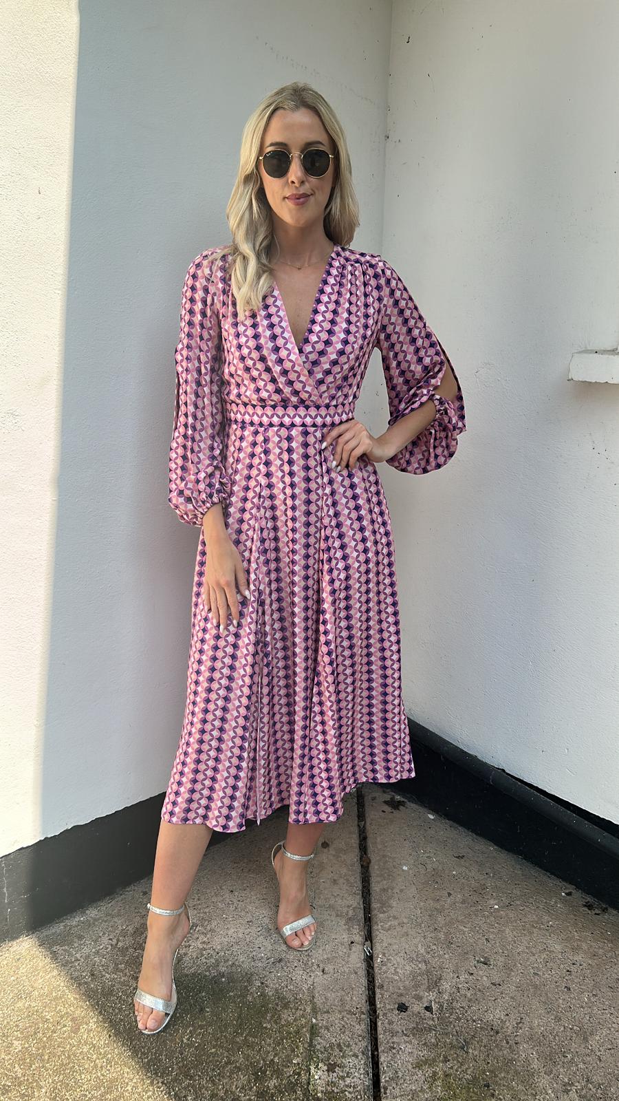 D9177 PINK FULL SKIRT WRAP DRESS