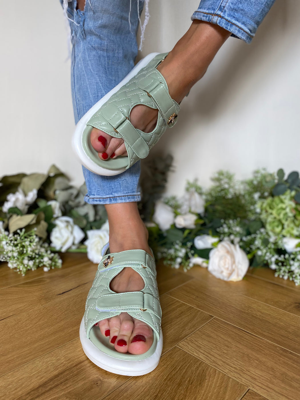 Hessle linen stitch green