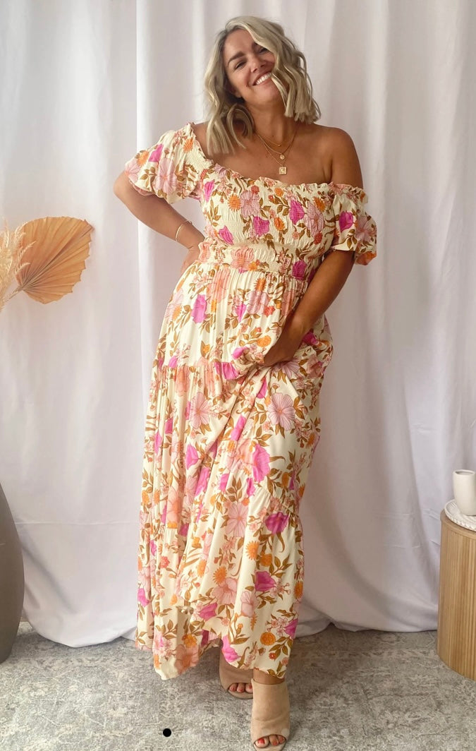 Amaya Claudette maxi