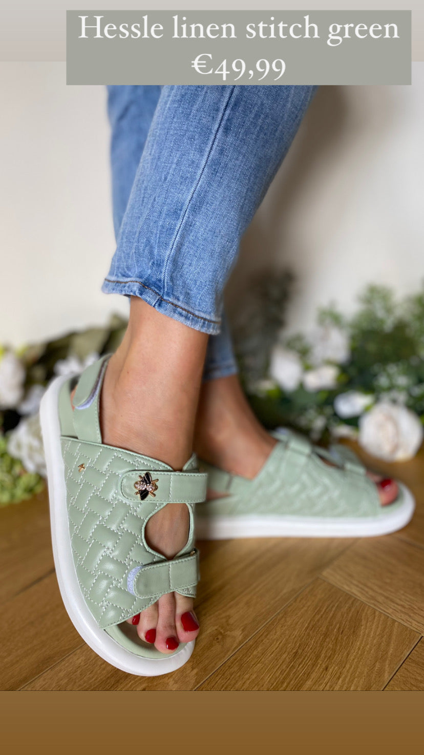 Hessle linen stitch green