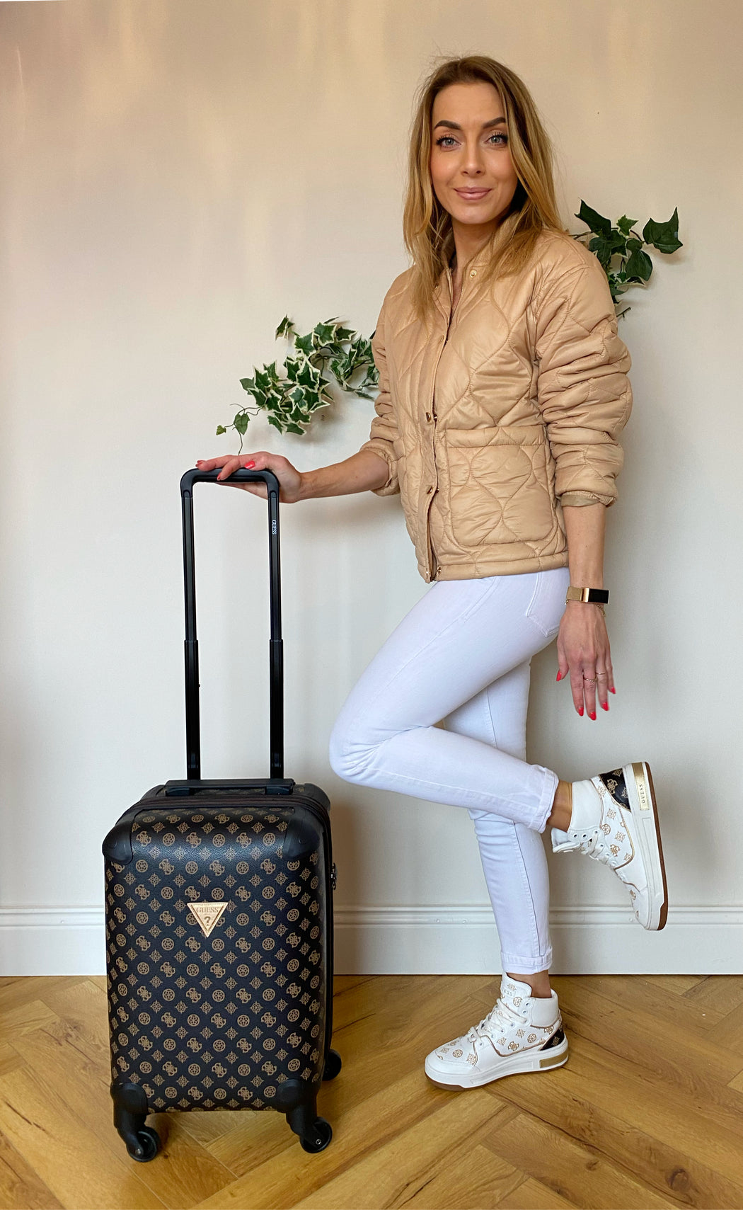 WILDER 4G PEONY CABIN LOGO TROLLEY