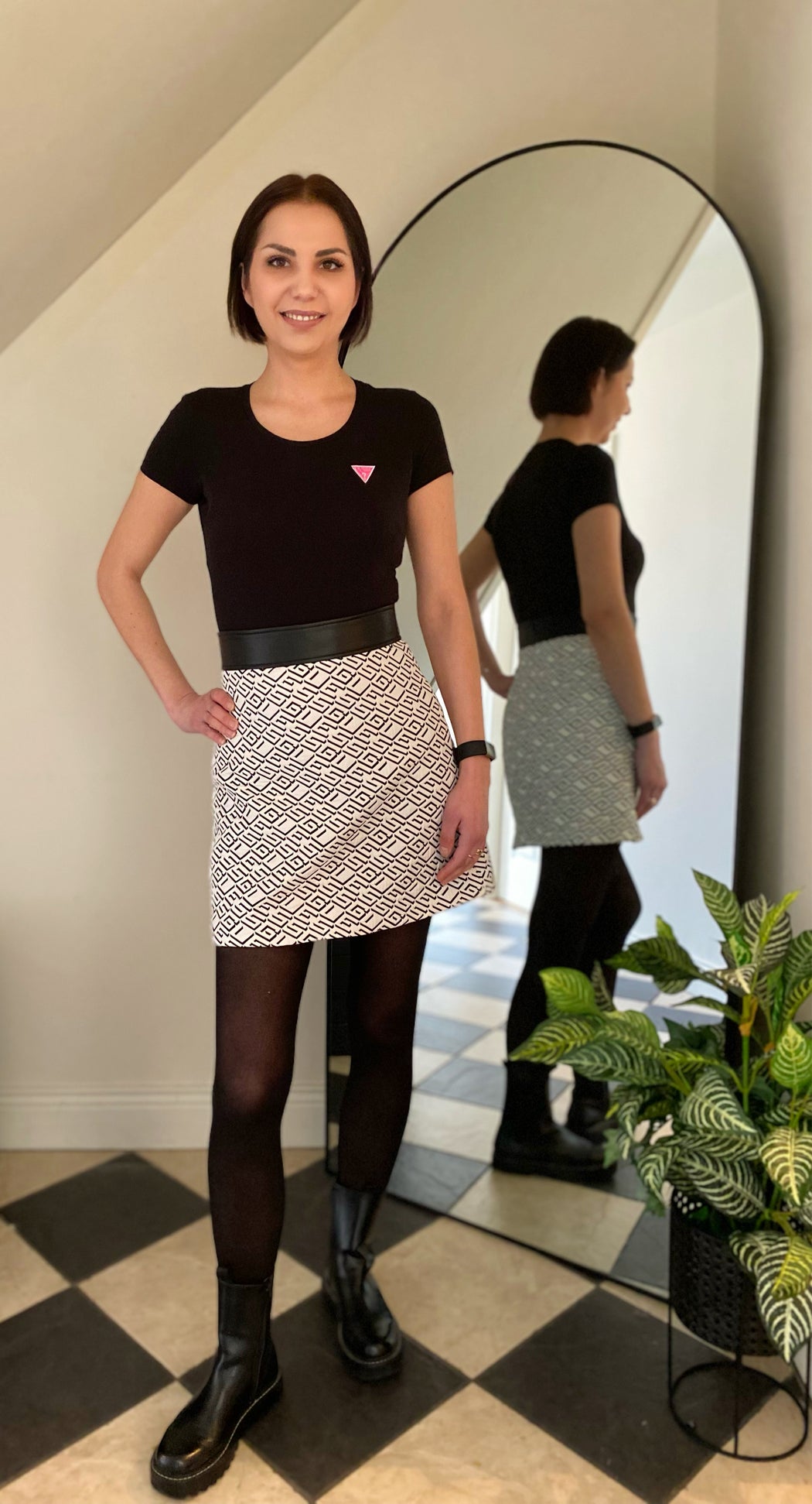 Geisel guess skirt