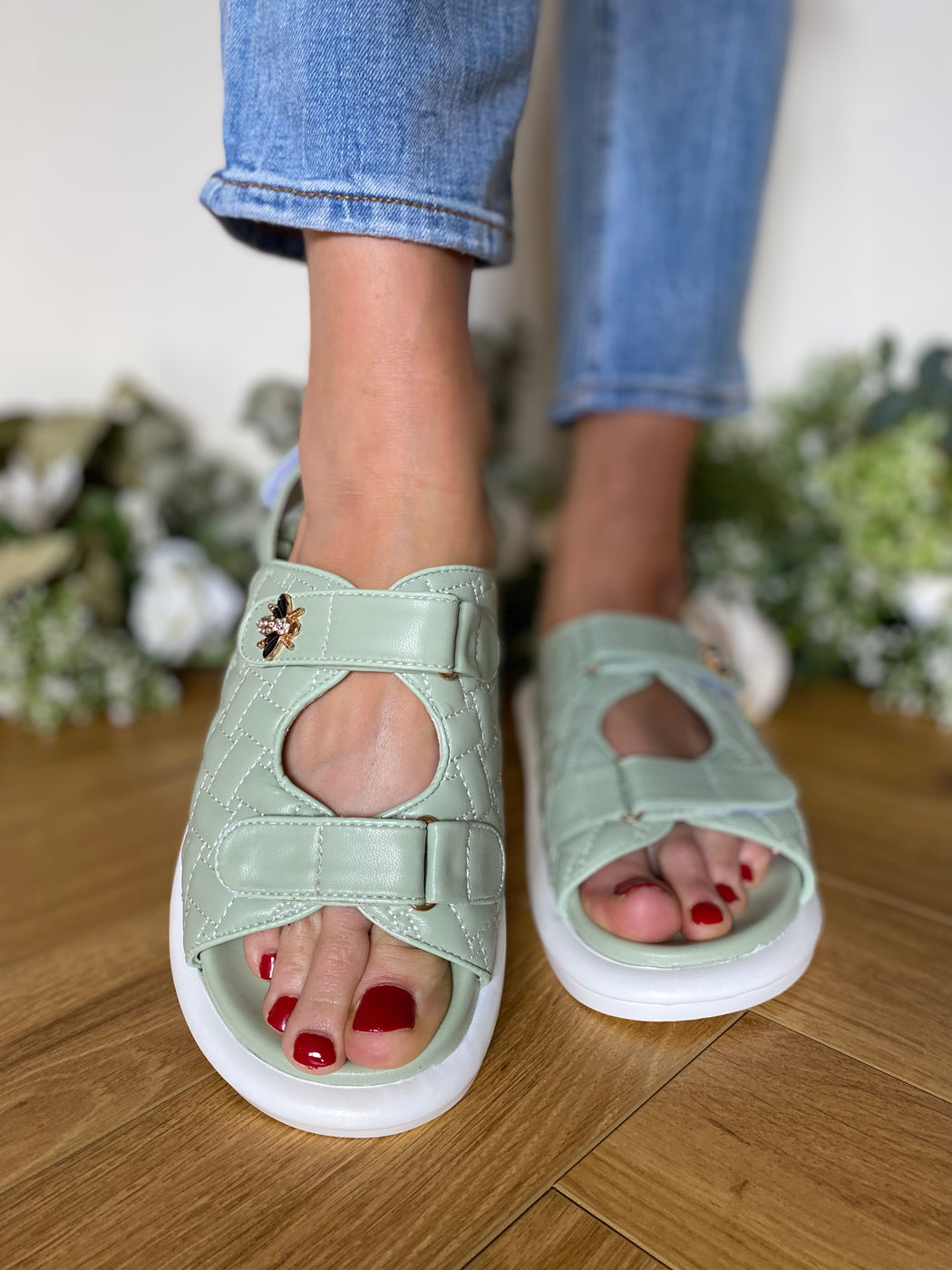 Hessle linen stitch green