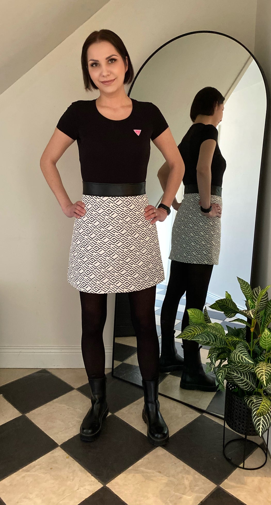 Geisel guess skirt