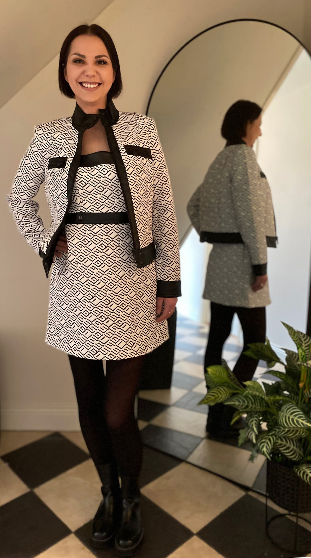 Guess Adele mono dress