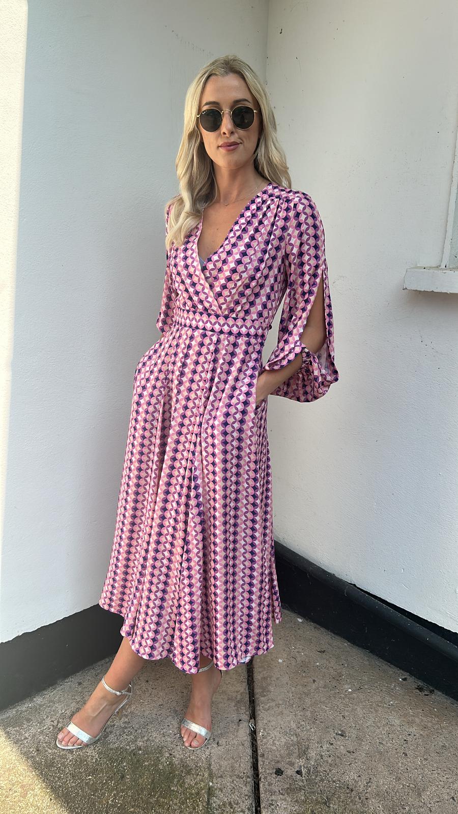 D9177 PINK FULL SKIRT WRAP DRESS
