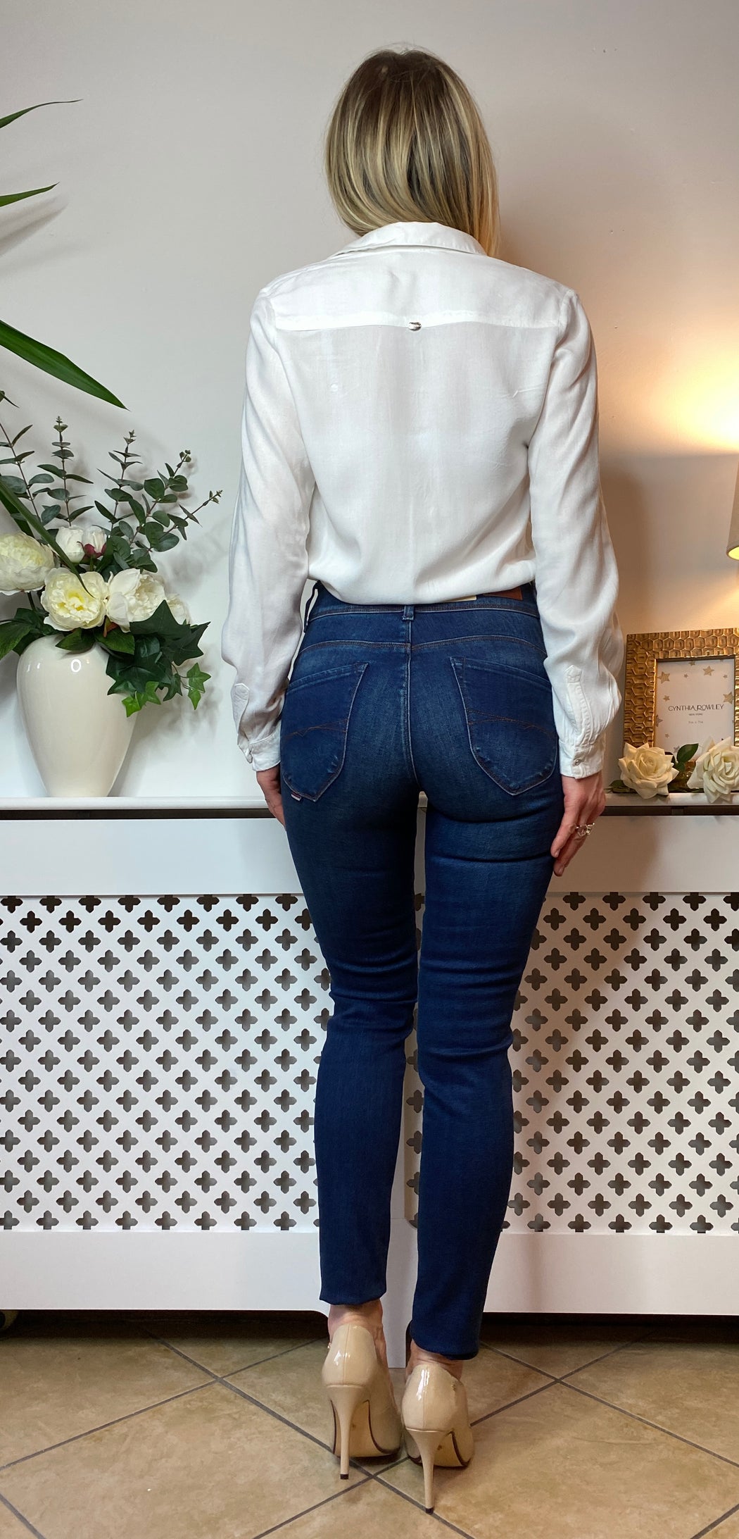 123253 PUSH IN SECRET SKINNY DARK JEANS
