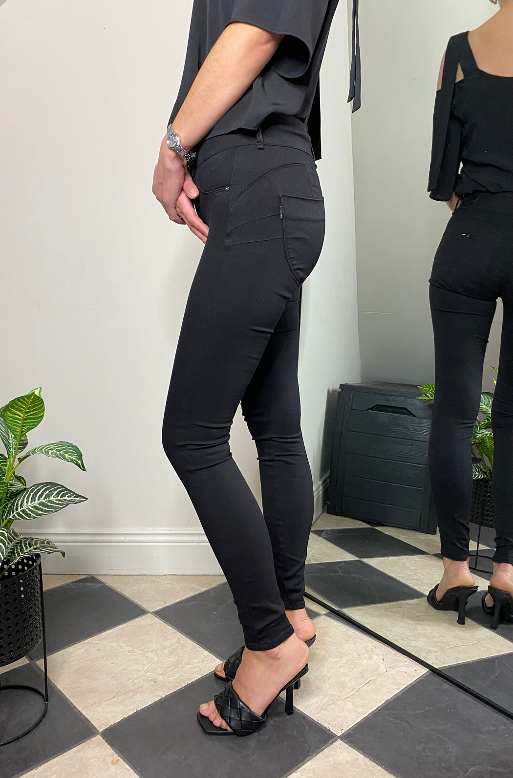 One size double up black 10007885