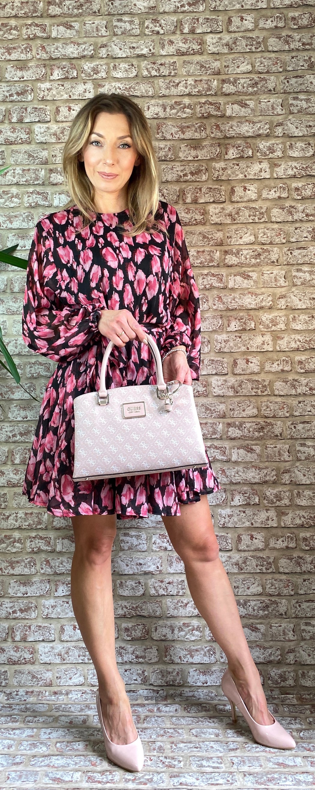 Black red Ivivi floral dress