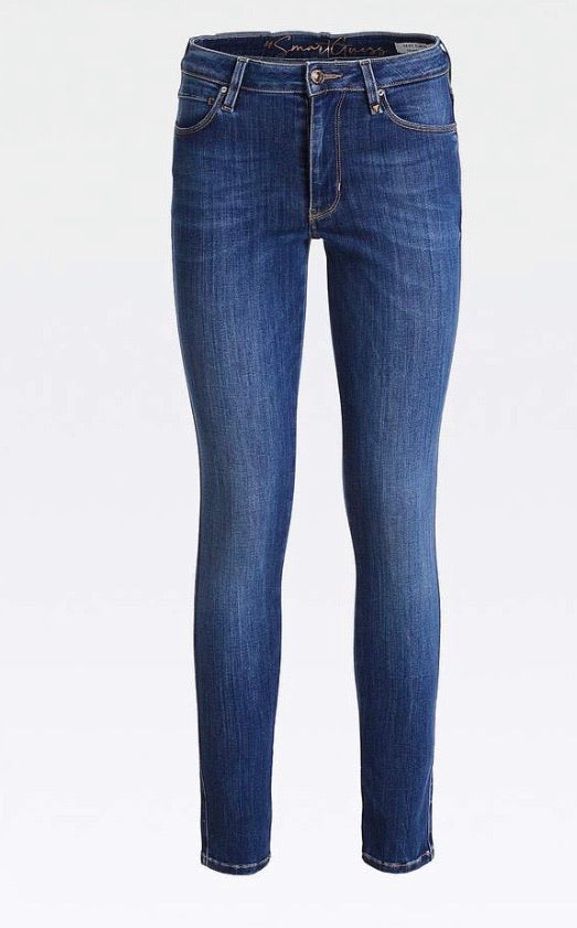 HALA GUESS SALE SEXY CURVE POWER DENIM JEANS