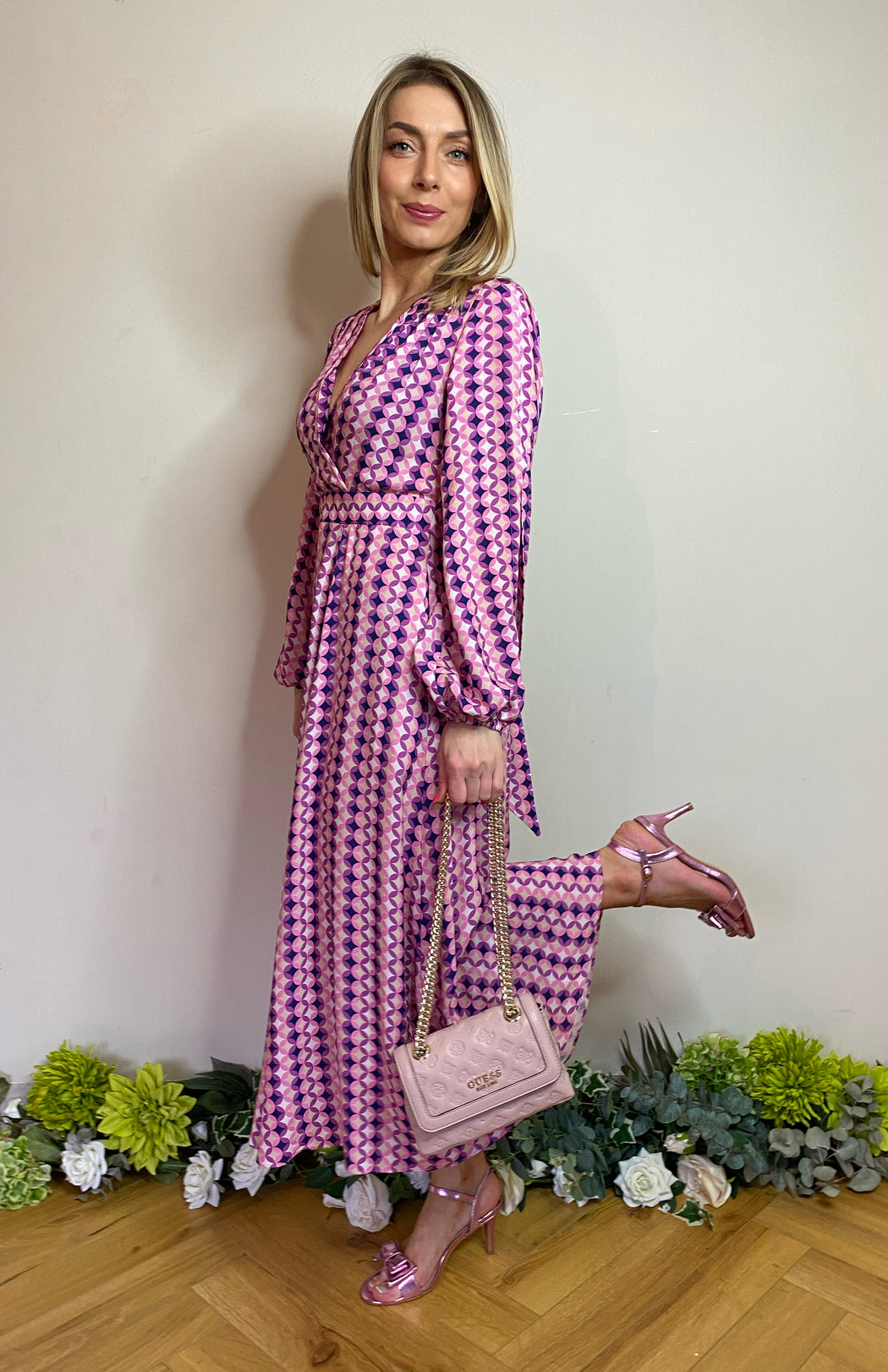 D9177 PINK FULL SKIRT WRAP DRESS