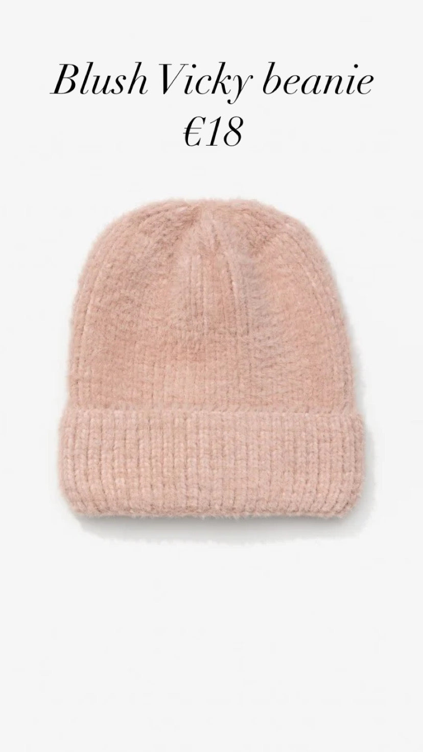 Blush Vicky beanie