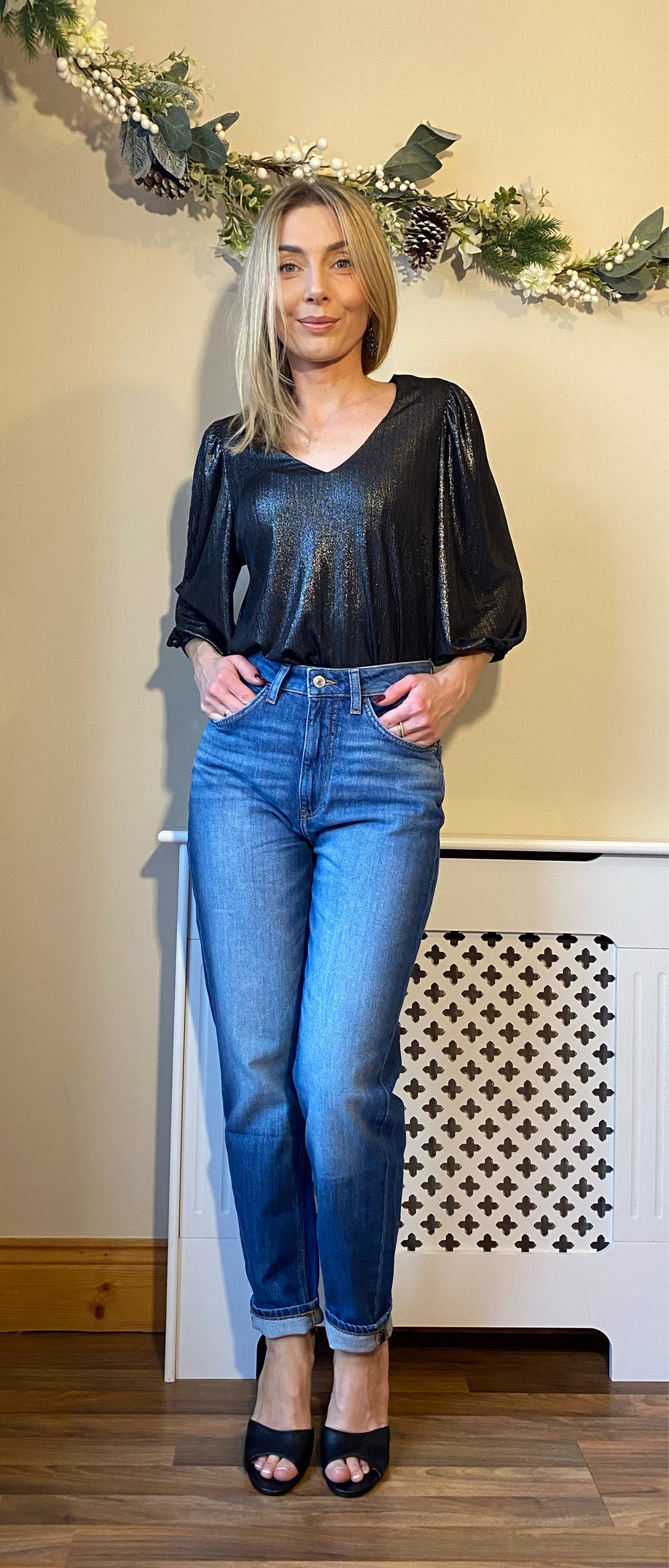 Guess Tapered high rise jeans