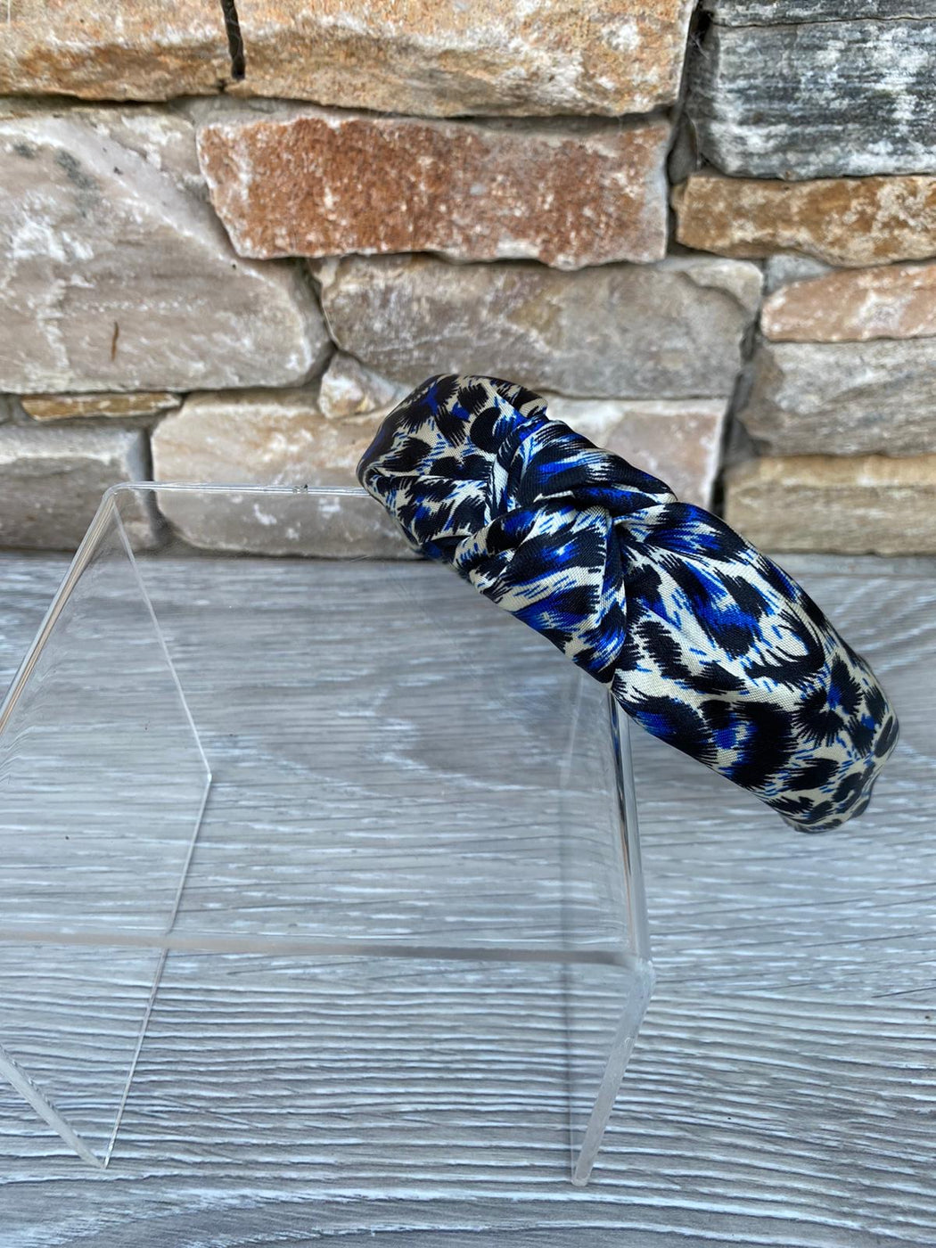 Blue knot leopard