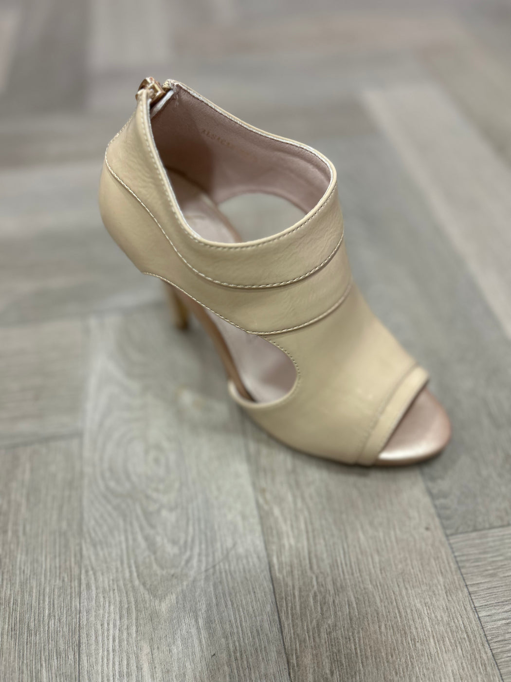 Make up Alsagar heels