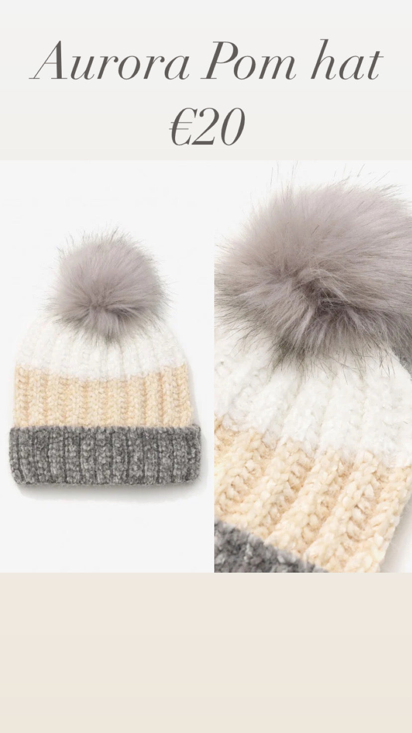 Aurora Pom hat