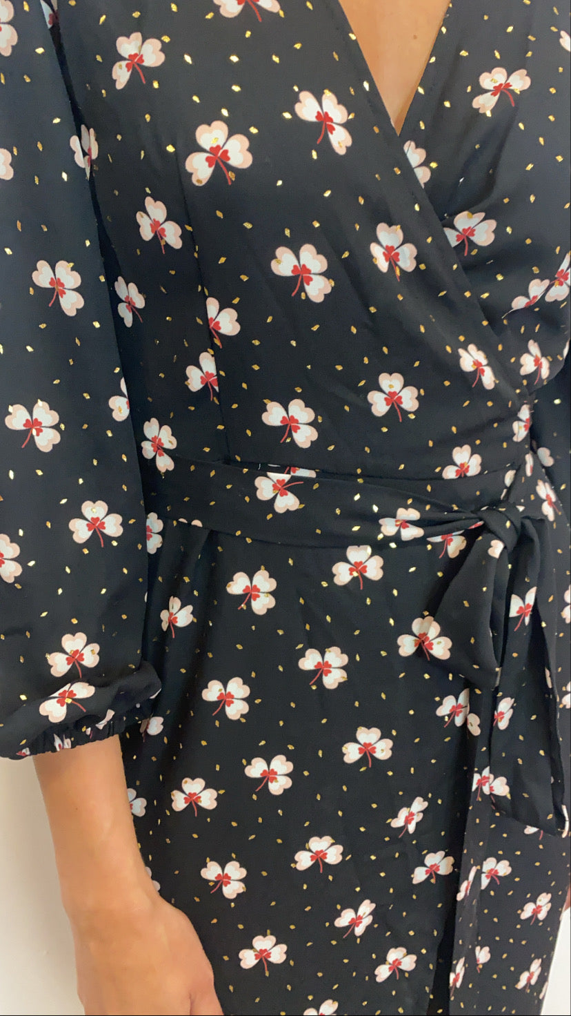 Shrimp black floral wrap midi dress traff