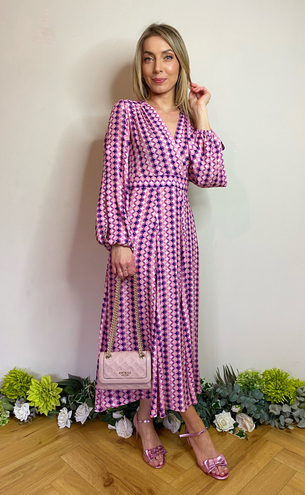 D9177 PINK FULL SKIRT WRAP DRESS