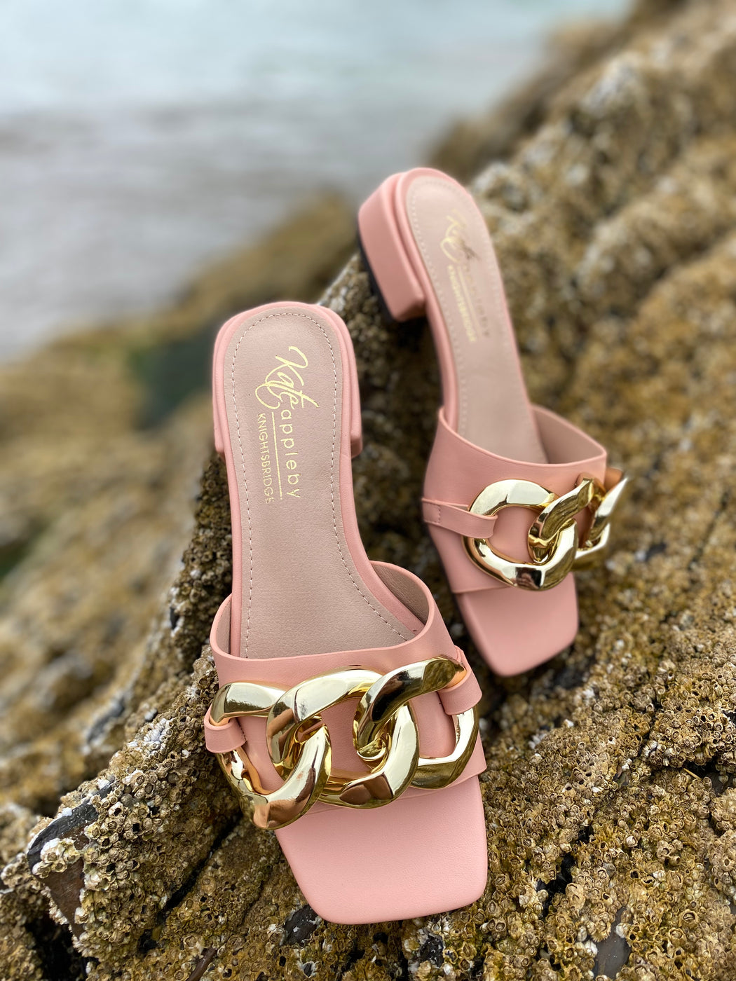 Blush Mendip Flats