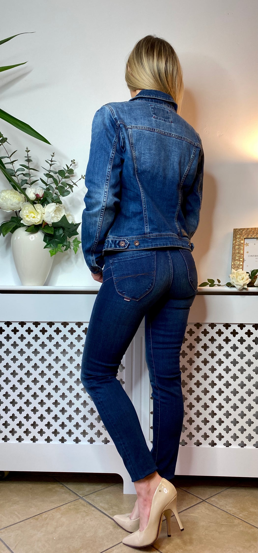 123253 PUSH IN SECRET SKINNY DARK JEANS