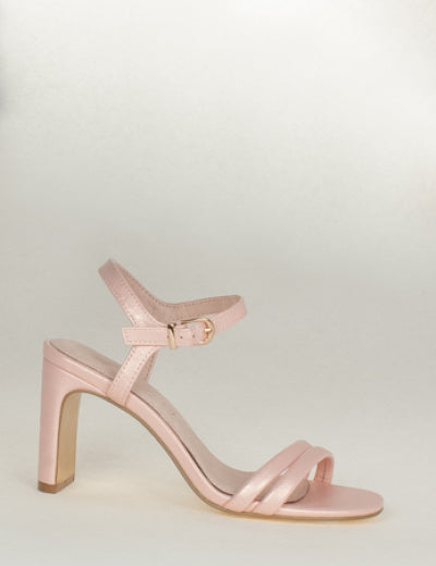 Cotswold Petal