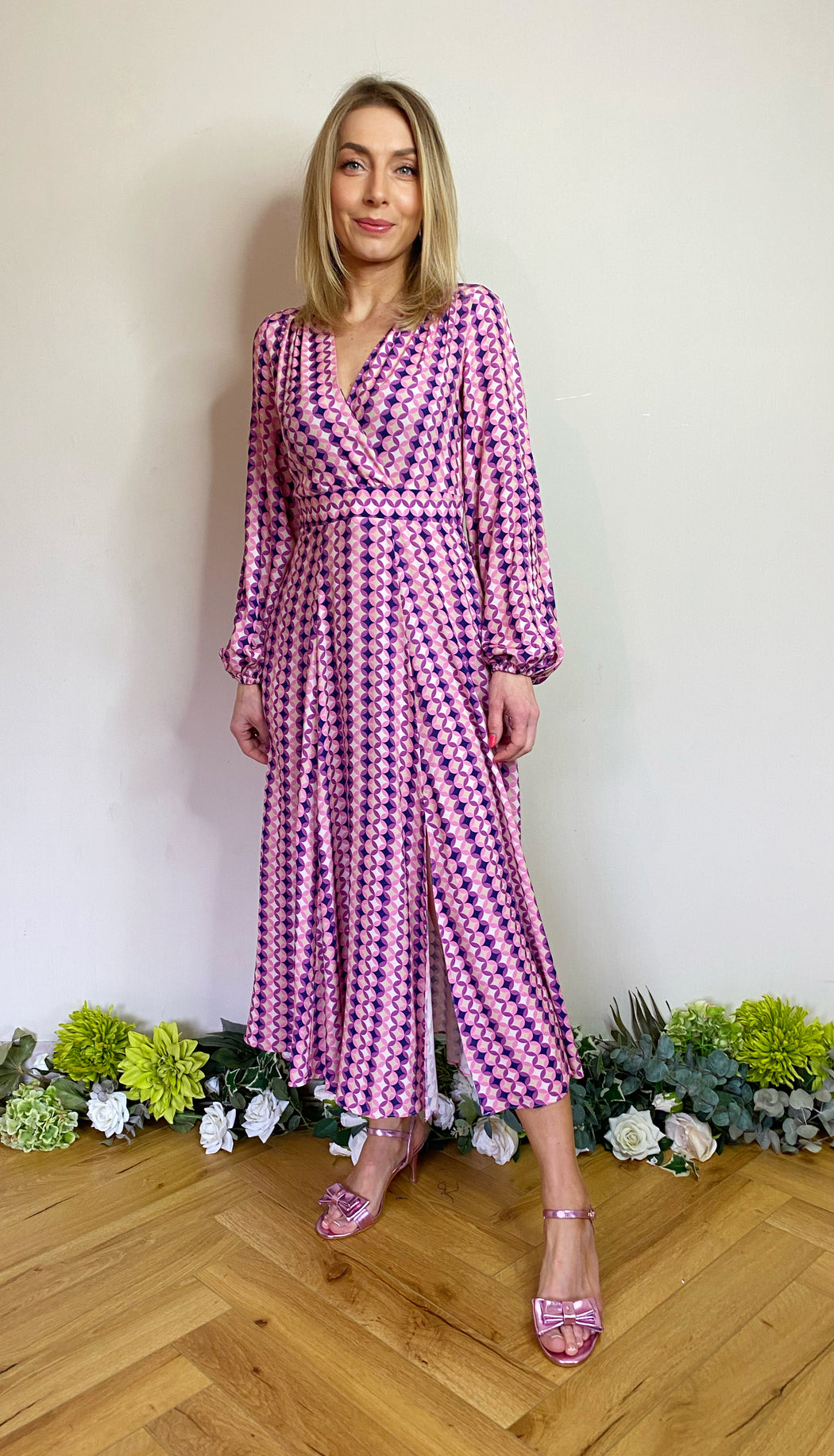 D9177 PINK FULL SKIRT WRAP DRESS