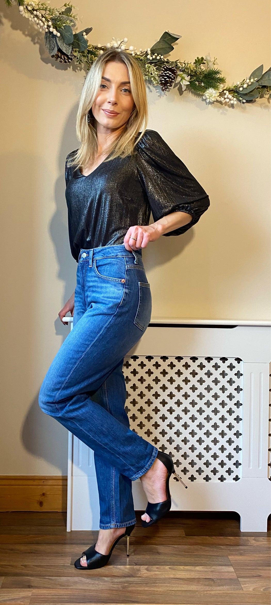 Guess Tapered high rise jeans