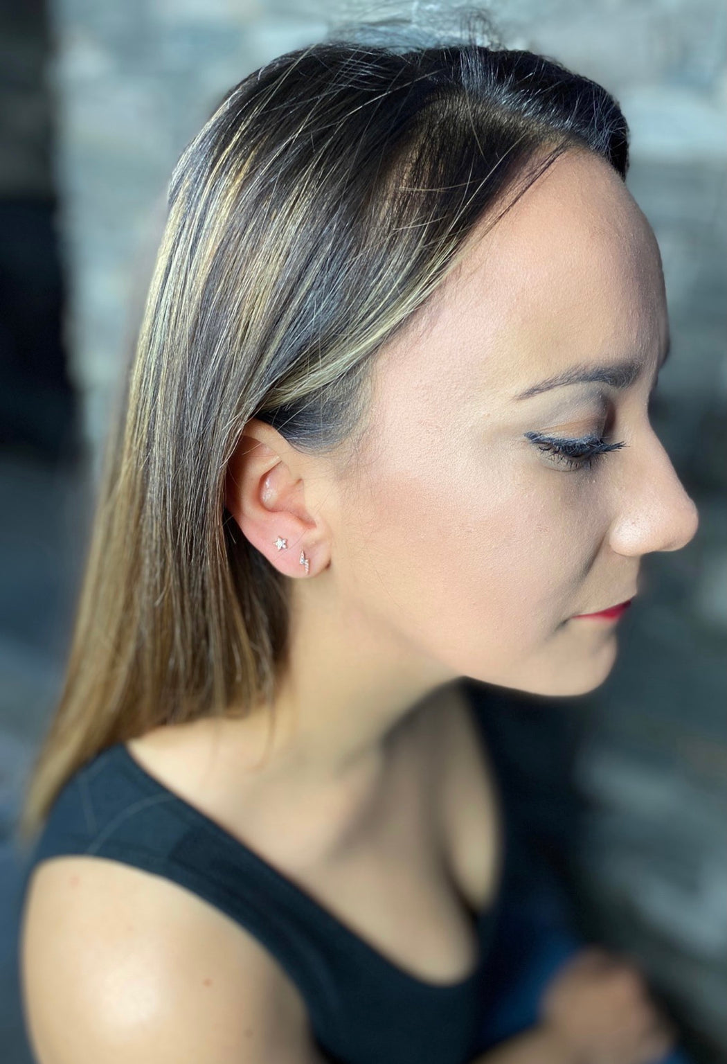 P123eap AUBREY ROSE GOLD EARRING SET