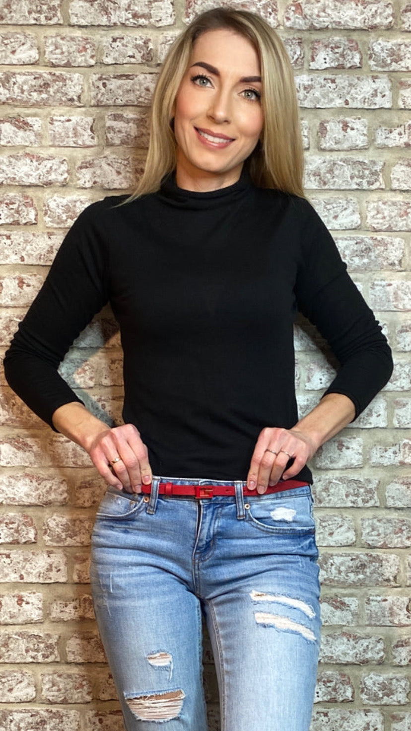BW7577LEA15 Red guess logo g belt